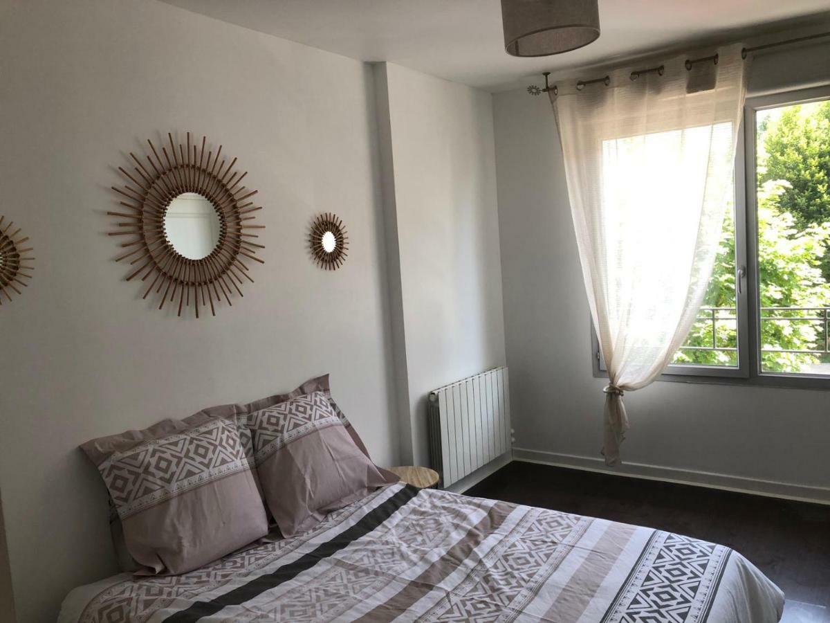 Les Lauzieres Apartment Beaumont  ภายนอก รูปภาพ